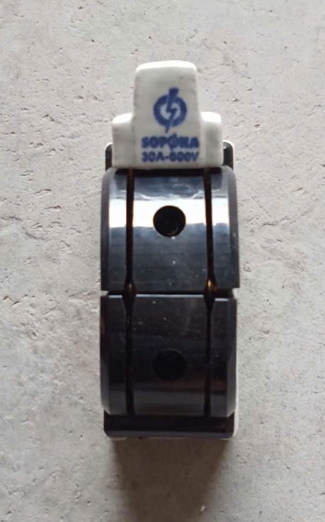 Cầu Dao Đảo Chiều 30A SOPOKA ( Chiếc )