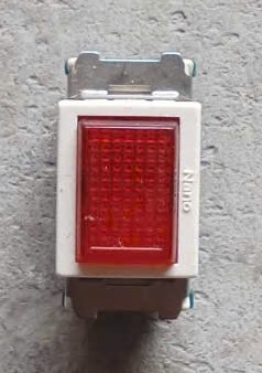Hạt Đèn, Bóng Báo