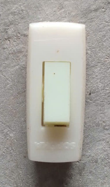 Công Tắc Đơn