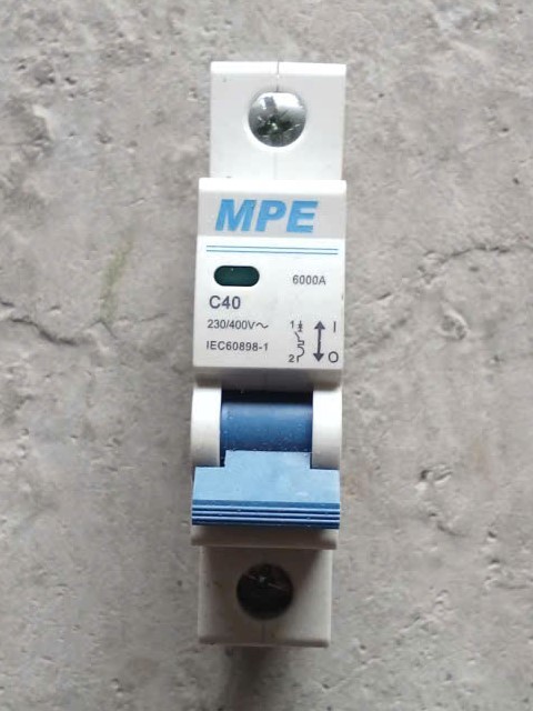 MPE Át 1 Cực 40A ( Chiếc )
